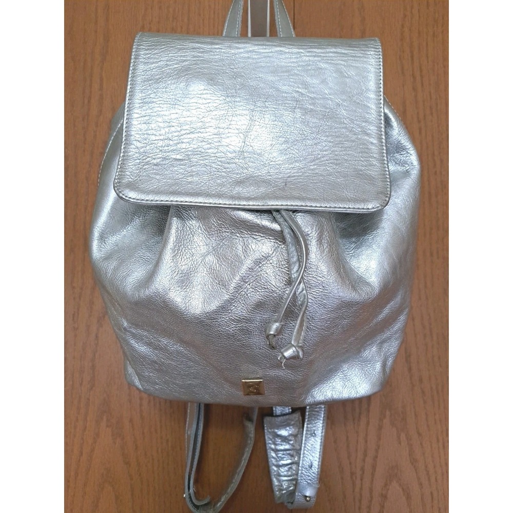 Women's Leather Silver Metallic Backpack Rucksack Daypack Bag 13 x 16 x 6 inches